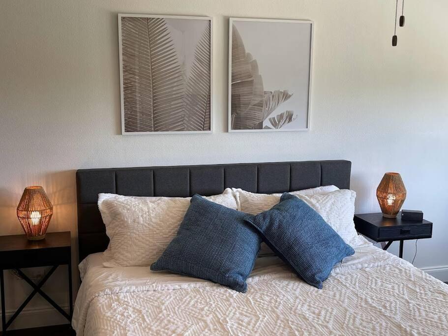 Lakeview Bungalow-Access To Lake, Pool, Gym, &Park Lago Vista Екстериор снимка